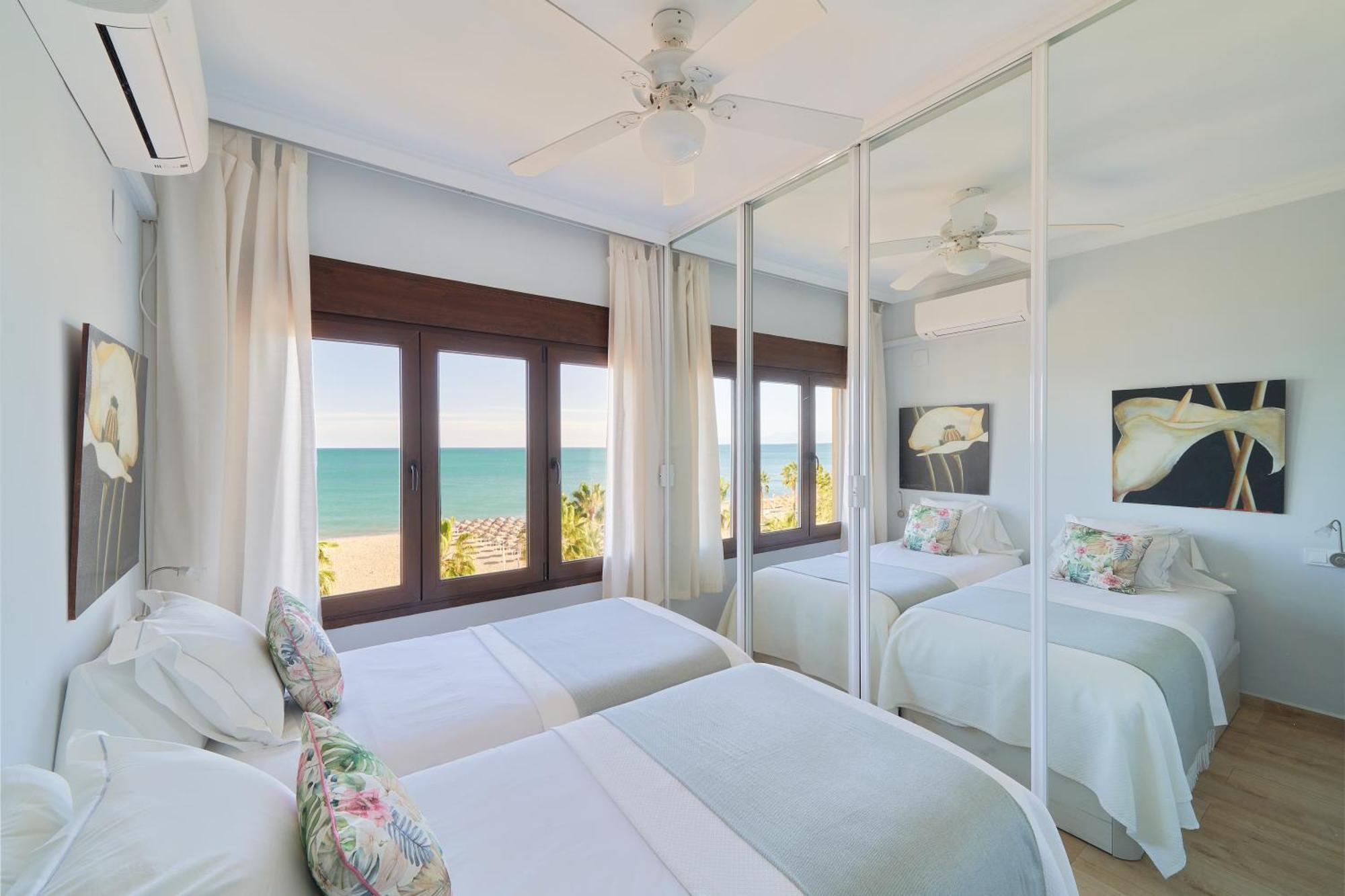 Xpce Playa Bajondillo Terrace - Parking Free Appartement Torremolinos Buitenkant foto